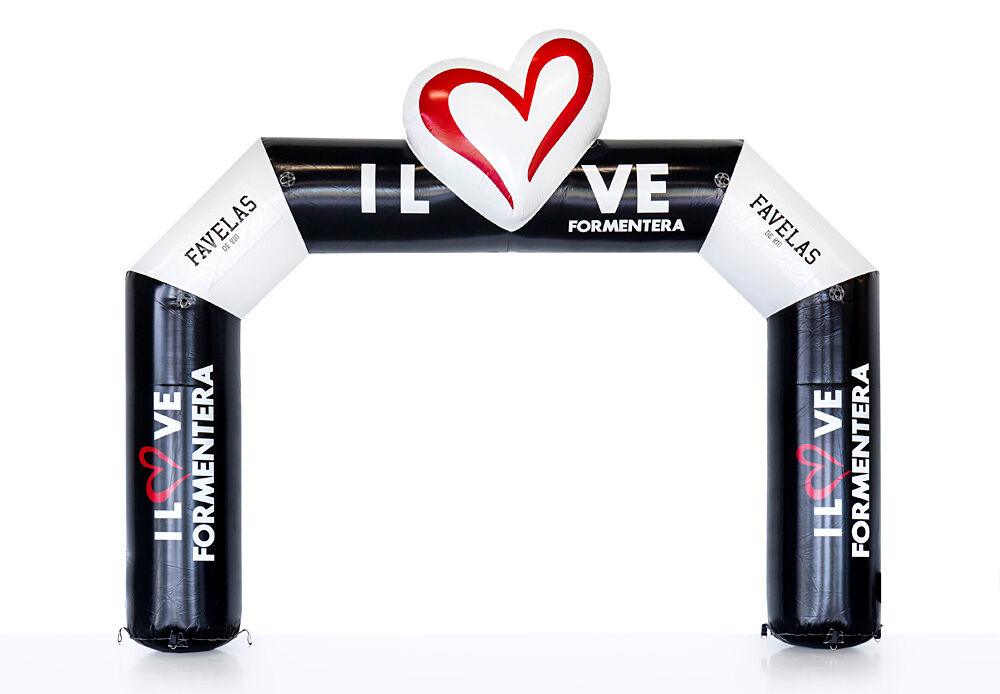 Ordina archi gonfiabili formentera start & finish personalizzati con oggetti 3D per eventi sportivi presso JB Gonfiabili Italia. Vendesi archi gonfiabili pubblicitari su misura